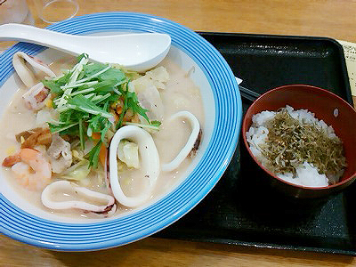 海鮮とくちゃんぽんとじゃこごはん