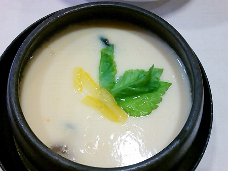 はま寿司の広島県産牡蠣の茶碗蒸し
