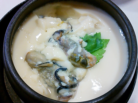 はま寿司の広島県産牡蠣の茶碗蒸しは牡蠣がたくさん