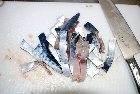 塩鯖を使ってブッコミ釣り用の身エサを作る Maioka Fc 管理人ブログ
