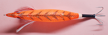 マルシン漁具のタコ餌木「オクトパスタップ」の背側形状