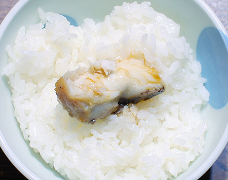 サワラの西京焼きと白飯は最強の組み合わせ！　西京だけに